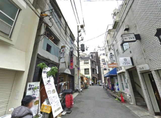 ゴールドウッズ８５番地ビルの外観