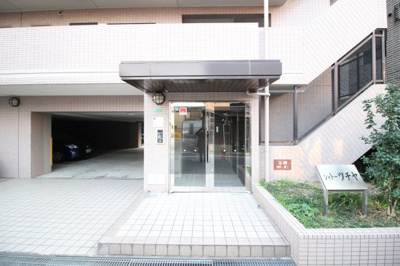 【エントランス】 | シャトーツチヤ