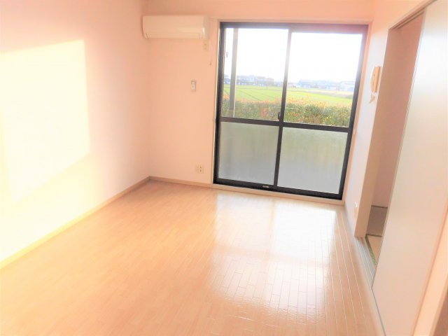 Arcadia MAKIの居間・リビング