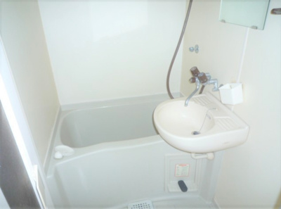 【浴室】 | スターハウス | 落ち着いた空間のお風呂です