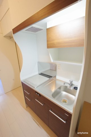 セレニテ本町ルフレ　仲介手数料無料のキッチン