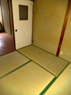 【寝室】 | 江瀬美町貸家