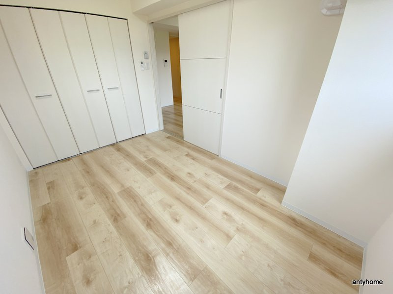 クルーヴェルチュ扇町公園　仲介手数料無料の寝室