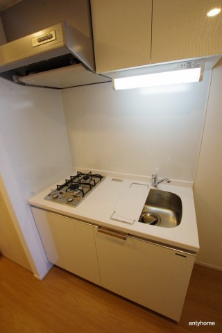 レオンコンフォート阿波座西　仲介手数料無料のキッチン