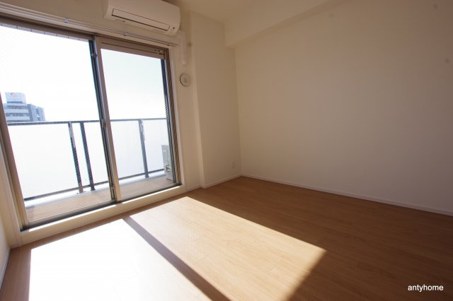 レオンコンフォート阿波座西　仲介手数料無料の寝室