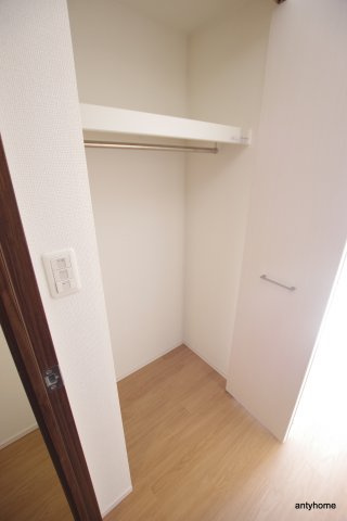 レオンコンフォート阿波座西　仲介手数料無料の収納