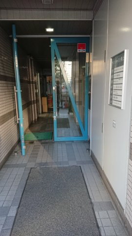 サンシャイン井上のエントランス