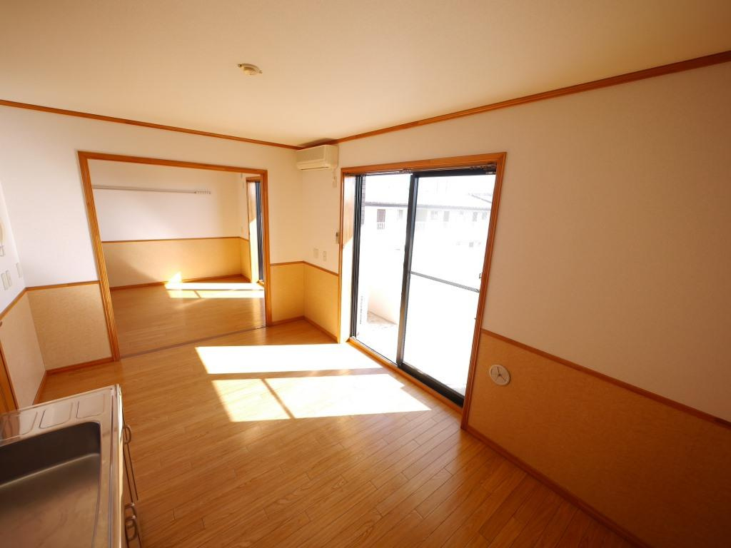 マンションTNKの居間・リビング