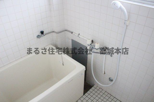 上川東ハイツの浴室|日々の暮らしに欠かせないお風呂です