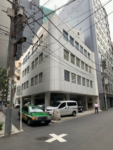 日経タイプビルの外観