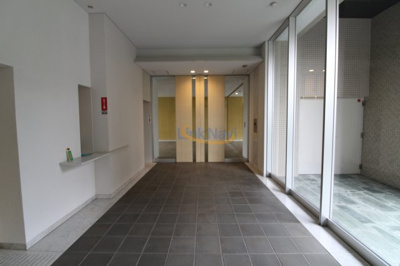 【エントランス】 | 堂島川シティハウス | 建物の内部です