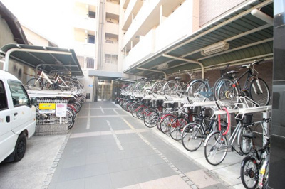 【その他共用部分】 | リバーサイド金岡 五番館 | 屋根付き駐輪場