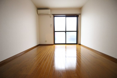 【居間・リビング】 | エスティームⅠ番館