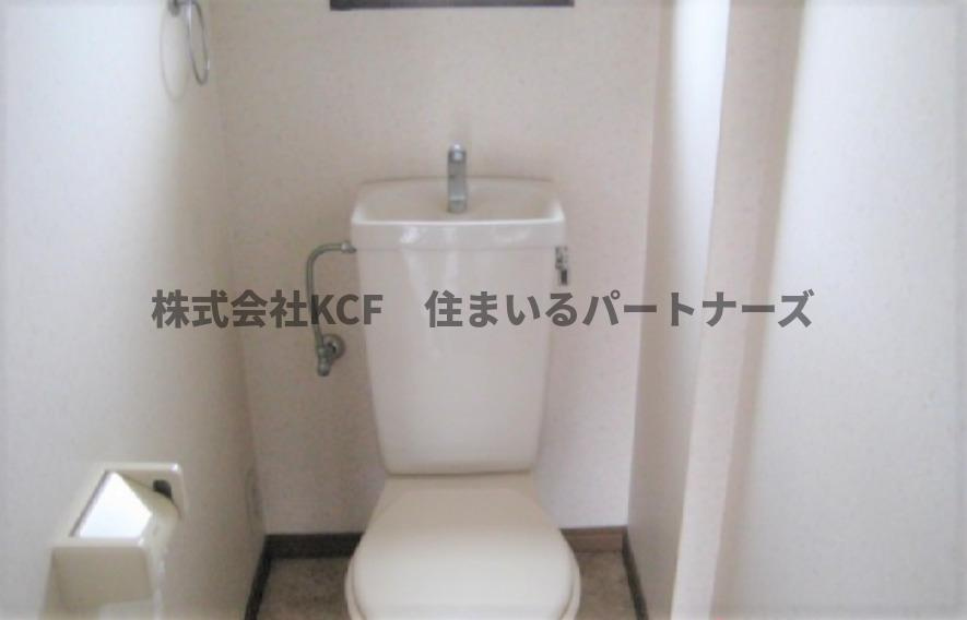 メゾンドールMURATAのトイレ|落ち着いた色調のトイレです