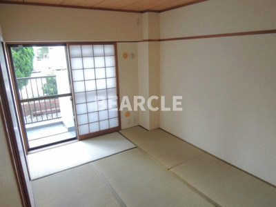 【和室】 | ハイツ山科 | きれいな和室です
