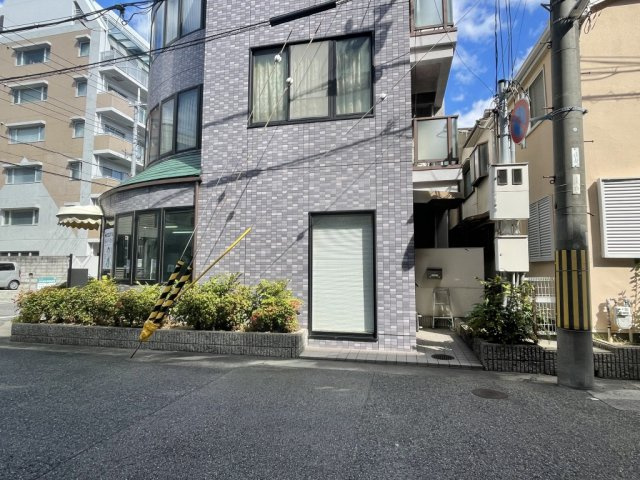 芦屋南宮ビル1階の外観