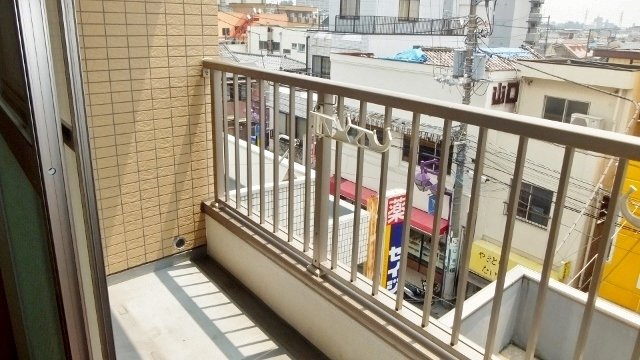 カタンクローバーⅢのバルコニー|日当たり良好です