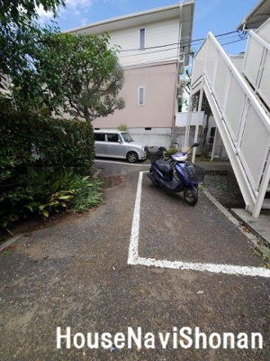 【駐車場】 | ロイヤルヴィラ湘南F