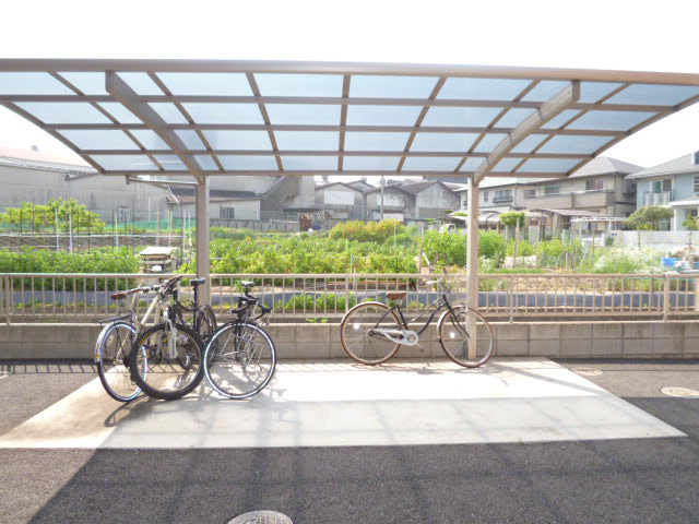 倉敷市福井のアパートのその他共用部分|自転車置き場