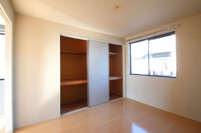 【収納】 | ラフォーレ・秋桜 | 寝室にある収納です。