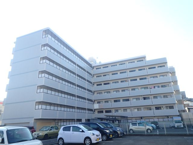 スカイハイツの外観