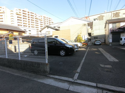 【駐車場】 | エレガンタナカ