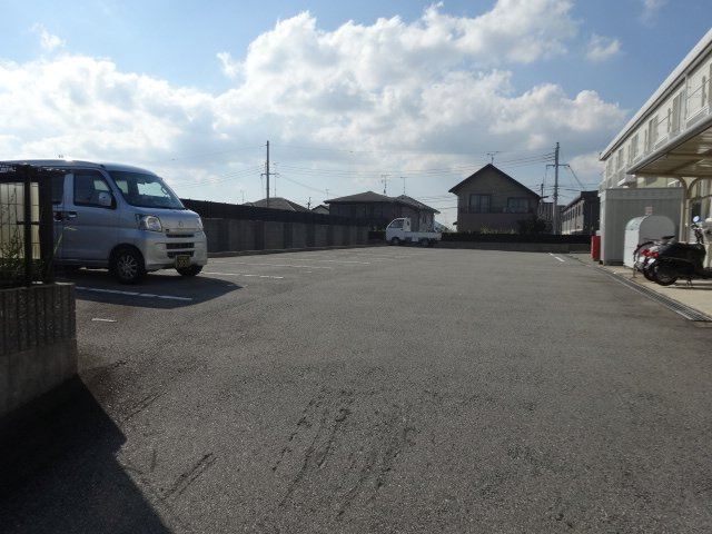 【駐車場】 | レオパレス藤原台 | レオパレス藤原台(GoodHome)
