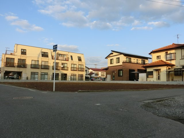 習志野市東習志野３丁目　売地　建築条件なし　更地　約４５坪の前面道路含む現地写真