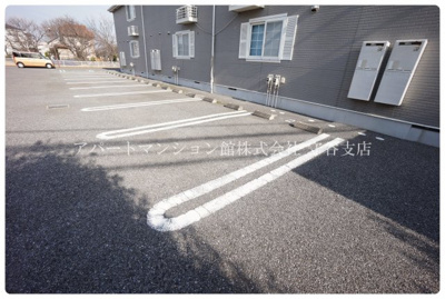 【駐車場】 | メイプルタウン壱番館