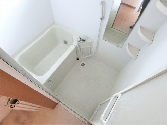 サンハイツ早野新田の浴室