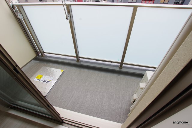 アーバネックス西天満　仲介手数料無料のバルコニー