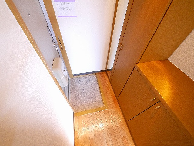 シャンポール千原の玄関|ゆったりとした玄関です