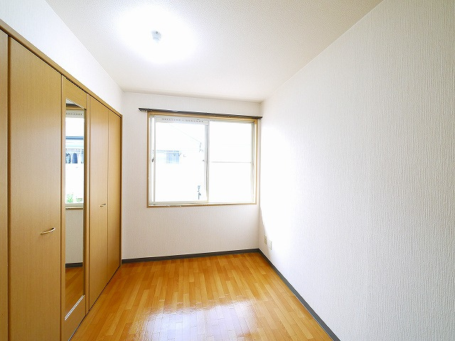 シャンポール千原の洋室|スタンダードな洋室です