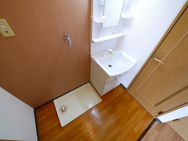 シャンポール千原の洗面所|コンパクトで使いやすい洗面所