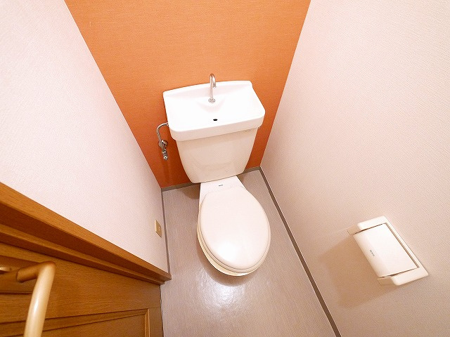 シャンポール千原のトイレ|ゆったりとした空間のトイレです