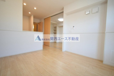 【居間・リビング】 | ヴァレンティア若江本町