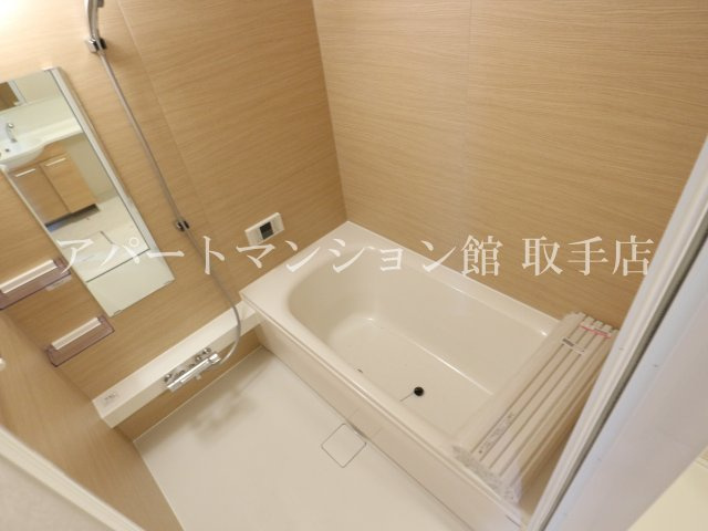 Herencia(エレンシア)の浴室