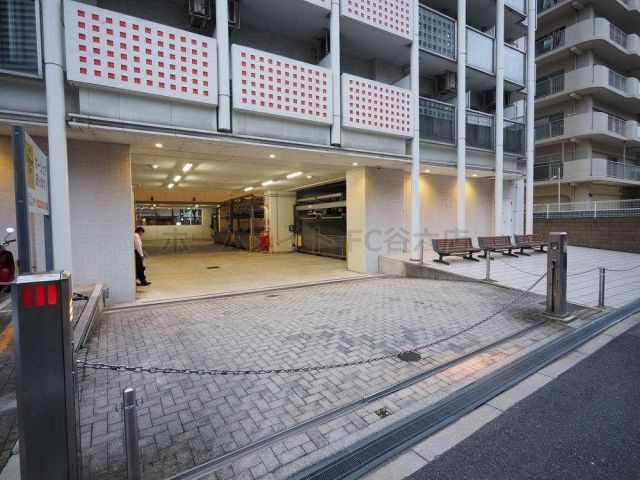 【駐車場】 | URBAN FLATS中之島
