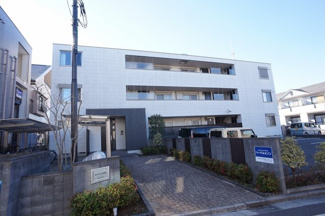 【外観】 | ゆったりとした雰囲気の中に洗練された外観で引き締まった建物です。