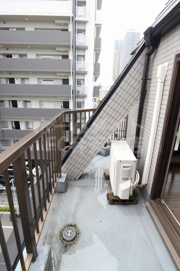 【バルコニー】 | 開放的で明るい空間を演出してくれるバルコニーです