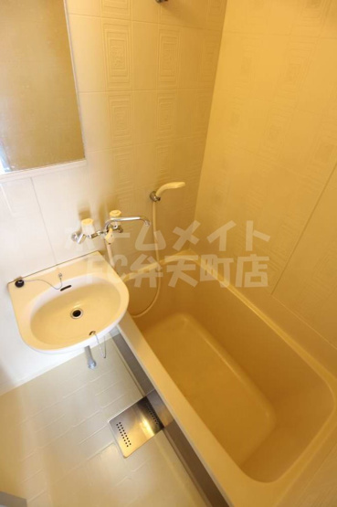 【浴室】 | お風呂です