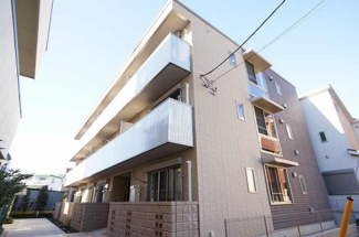 【外観】 | 積水ハウス施工の重厚感を感じる建物です。