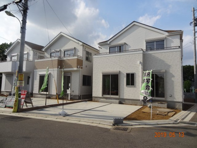 【前面道路含む現地写真】 | 現地見学会　さいたま市緑区三室　大型開発分譲地全12棟