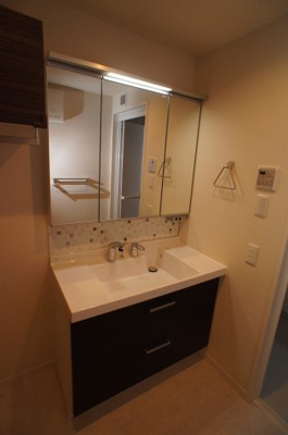 【独立洗面台】 | Maison  Mary Lou