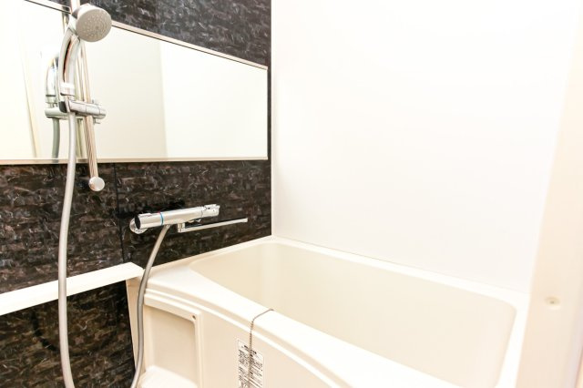 サヴォイソリディティのトイレ|別号室のものになります。現状優先。