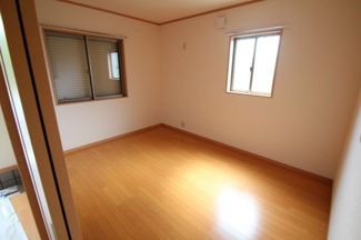 【洋室】 | ＹＭＮ貝島蛇坂貸住宅