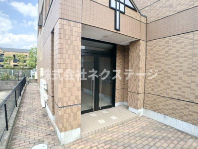 【エントランス】 | ヴィラ　エスポワール