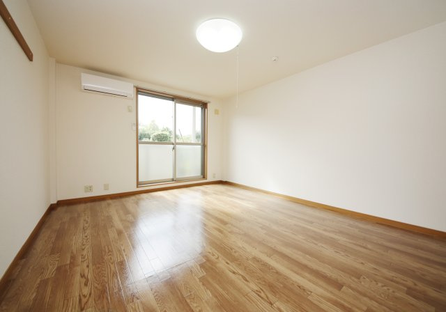 プランドールハイツの居間・リビング