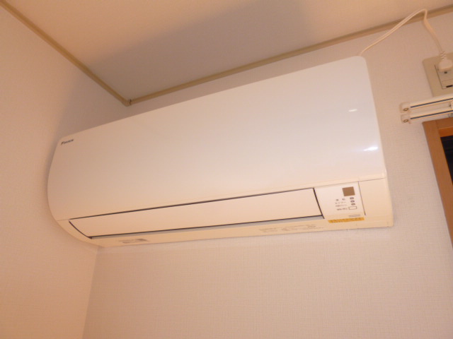 マーチ　Ｂの設備