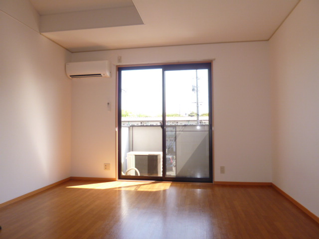 マーチ　Ｂの居間・リビング